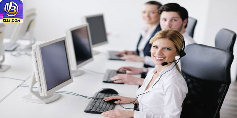 Giới thiệu 123B 8 Đội ngũ nhân viên chuyên nghiệp