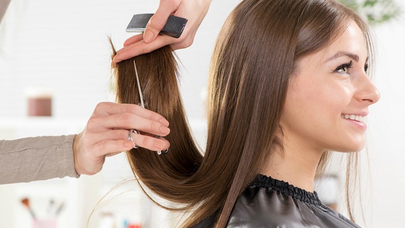 Mơ thấy cắt tóc nữ thể hiện chủ mộng là người cá tính Mơ thấy cắt tóc nữ thể hiện chủ mộng là người cá tính