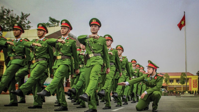 Nằm mơ thấy công an đánh con gì dễ trúng - dễ ăn tiền 9 Chiêm bao thấy công an đang diễn hành